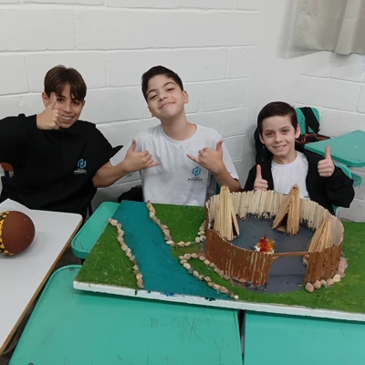 Maquete em sala, Colégio Posicruz